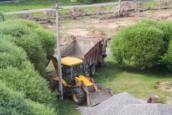 Backyard Expansion in Navarre